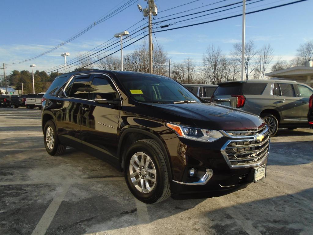 used 2021 Chevrolet Traverse car, priced at $27,788