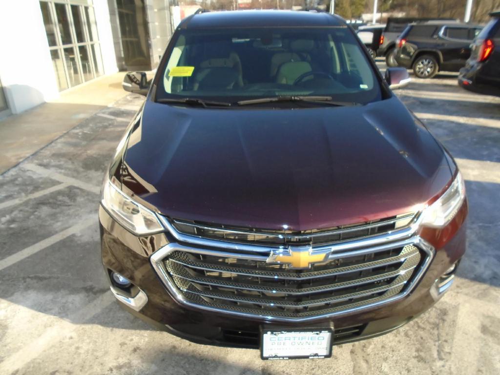 used 2021 Chevrolet Traverse car, priced at $27,788