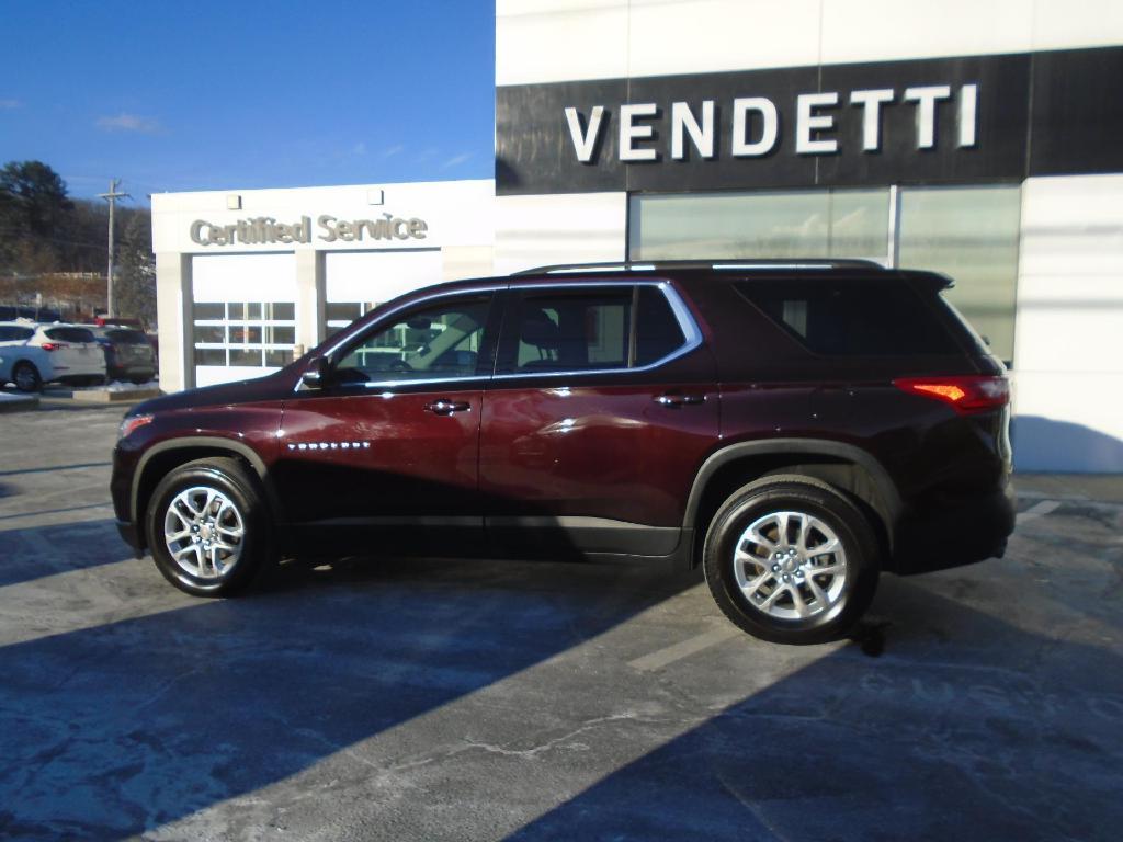 used 2021 Chevrolet Traverse car, priced at $27,788