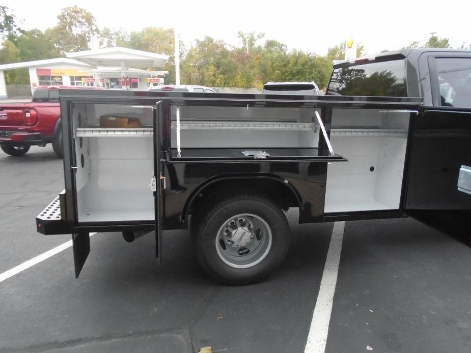 new 2025 GMC Sierra 3500 car, priced at $85,421