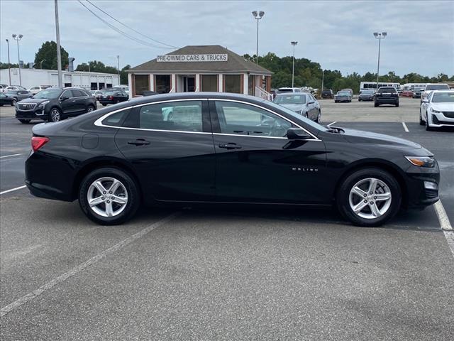 new 2024 Chevrolet Malibu car, priced at $25,710