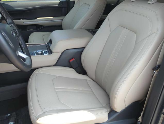 used 2024 Ford Expedition car, priced at $62,000