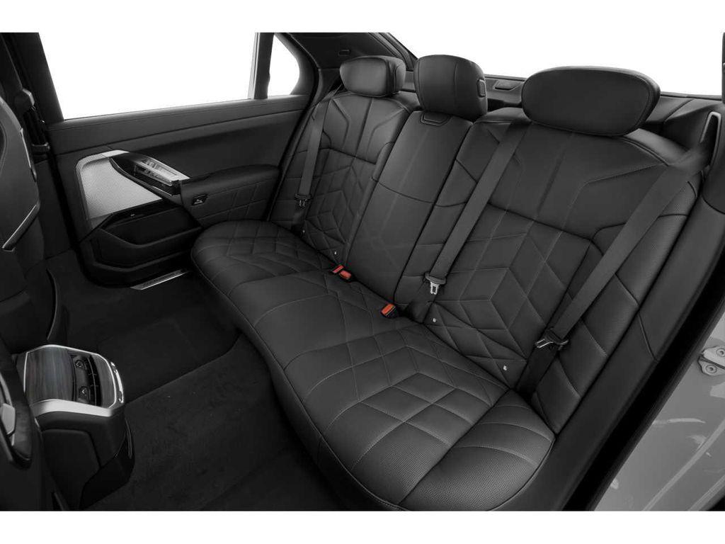 new 2025 BMW 760 car, priced at $139,875