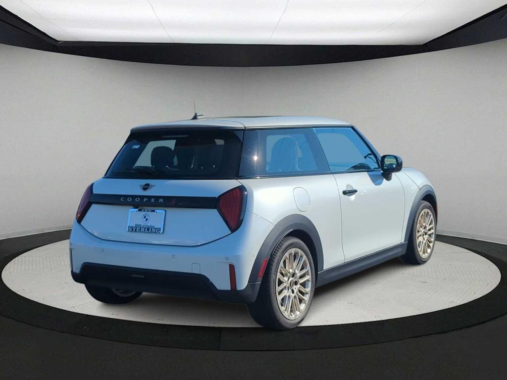 used 2025 MINI Hardtop car, priced at $29,101