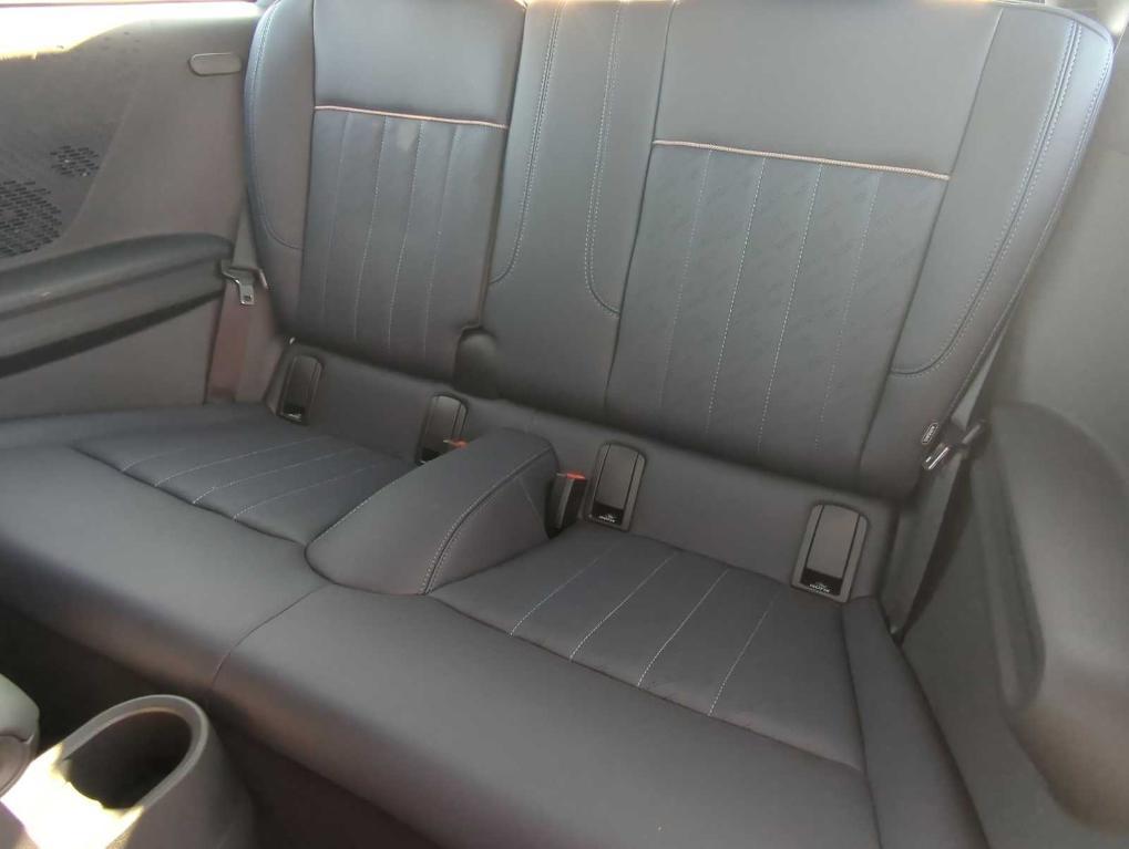 used 2025 MINI Hardtop car, priced at $29,101
