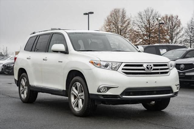 used 2013 Toyota Highlander car, priced at $13,775