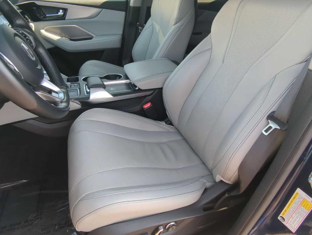 used 2022 Acura MDX car, priced at $38,495