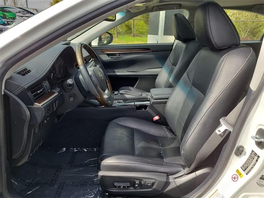 used 2015 Lexus ES 350 car, priced at $17,500