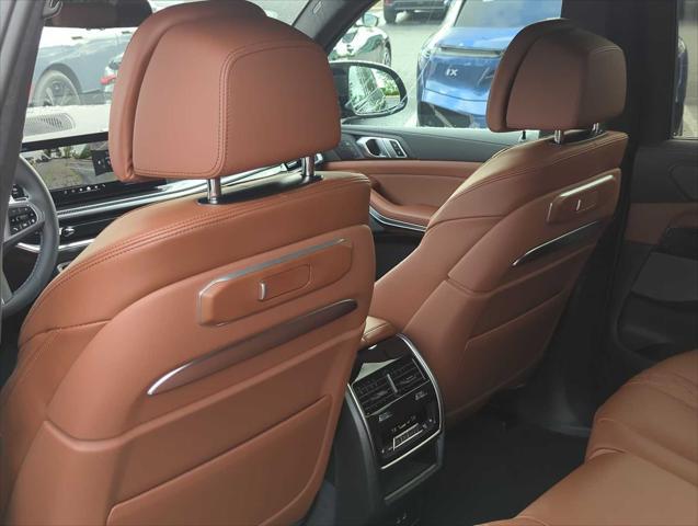 new 2026 BMW X7 car, priced at $119,575
