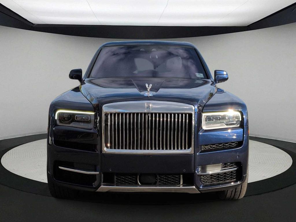 used 2022 Rolls-Royce Cullinan car, priced at $272,000