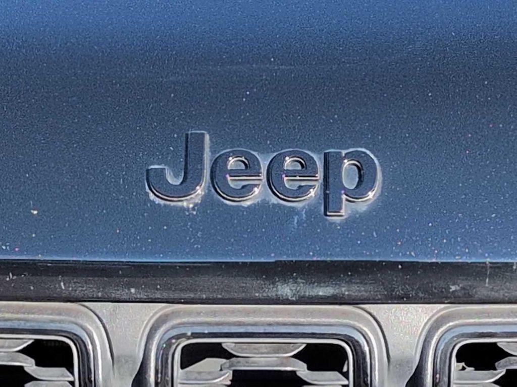 used 2023 Jeep Grand Cherokee car, priced at $31,750