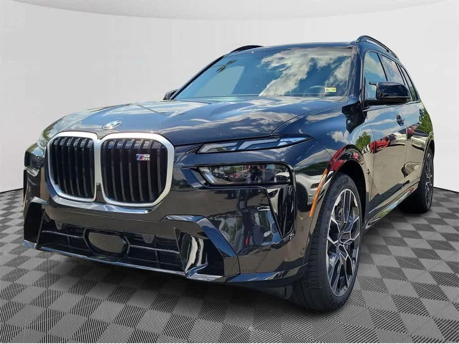 new 2025 BMW X7 car, priced at $117,905