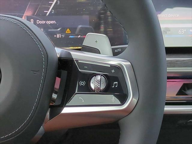 new 2025 BMW 760 car, priced at $127,495