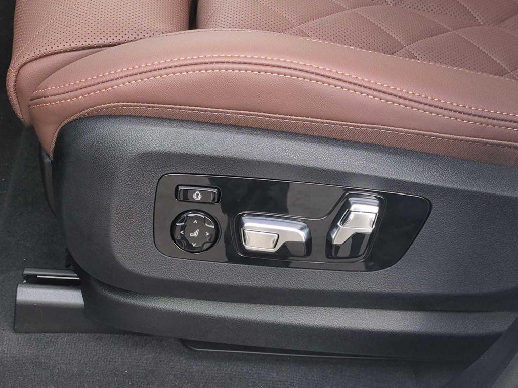 used 2026 BMW X7 car, priced at $92,675