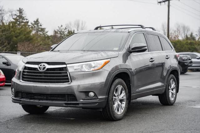 used 2015 Toyota Highlander car, priced at $21,375