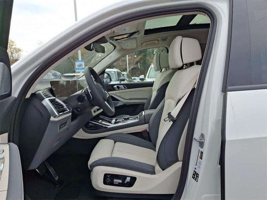 new 2025 BMW X7 car, priced at $112,975