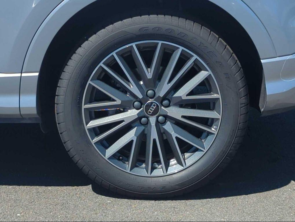 used 2022 Audi Q3 car, priced at $28,091