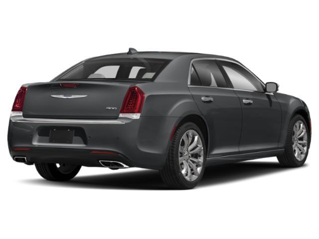 used 2019 Chrysler 300 car