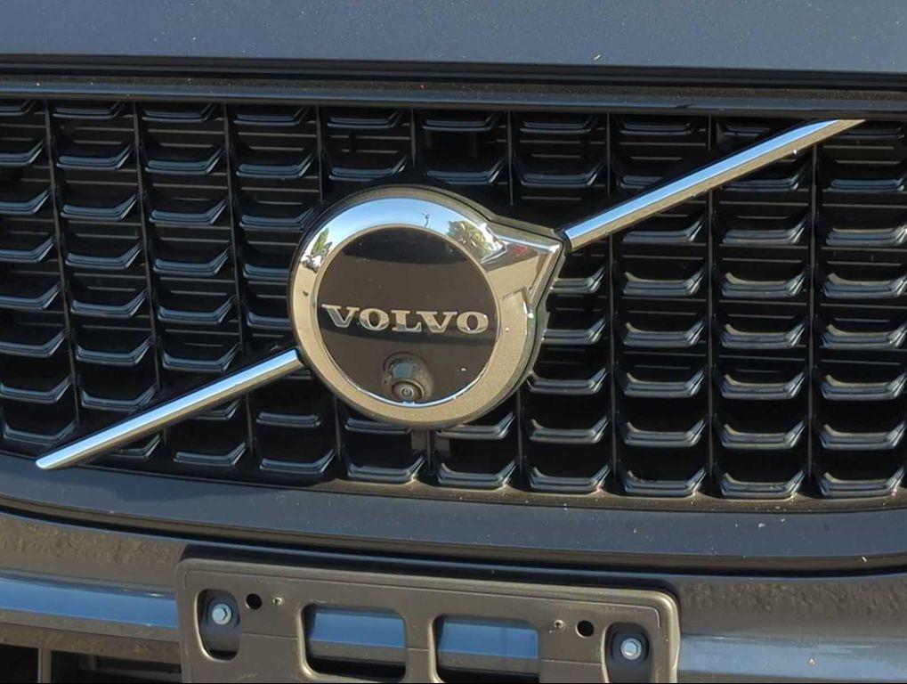 used 2024 Volvo XC60 Recharge Plug-In Hybrid car, priced at $46,217