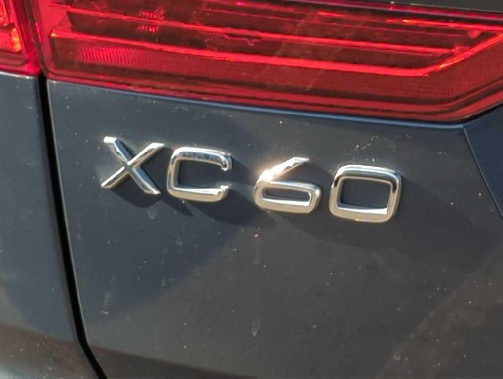 used 2024 Volvo XC60 Recharge Plug-In Hybrid car, priced at $46,217