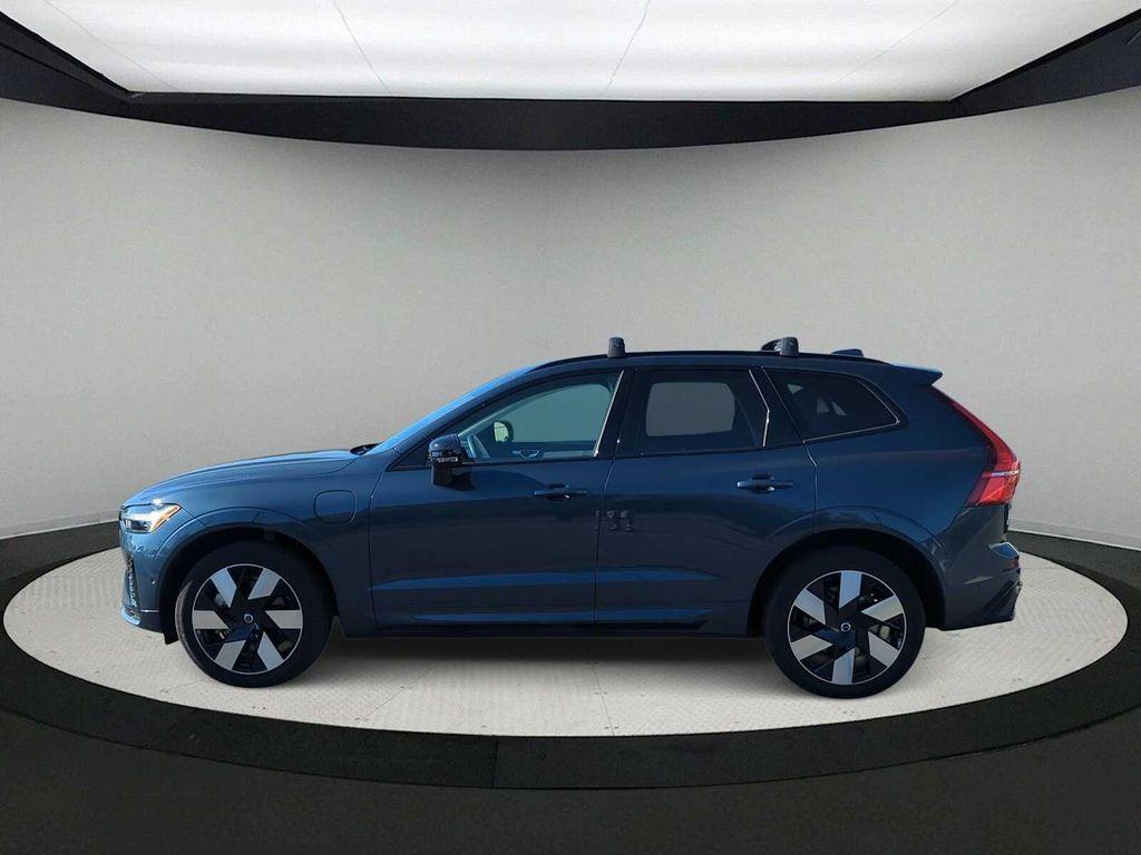 used 2024 Volvo XC60 Recharge Plug-In Hybrid car, priced at $46,217