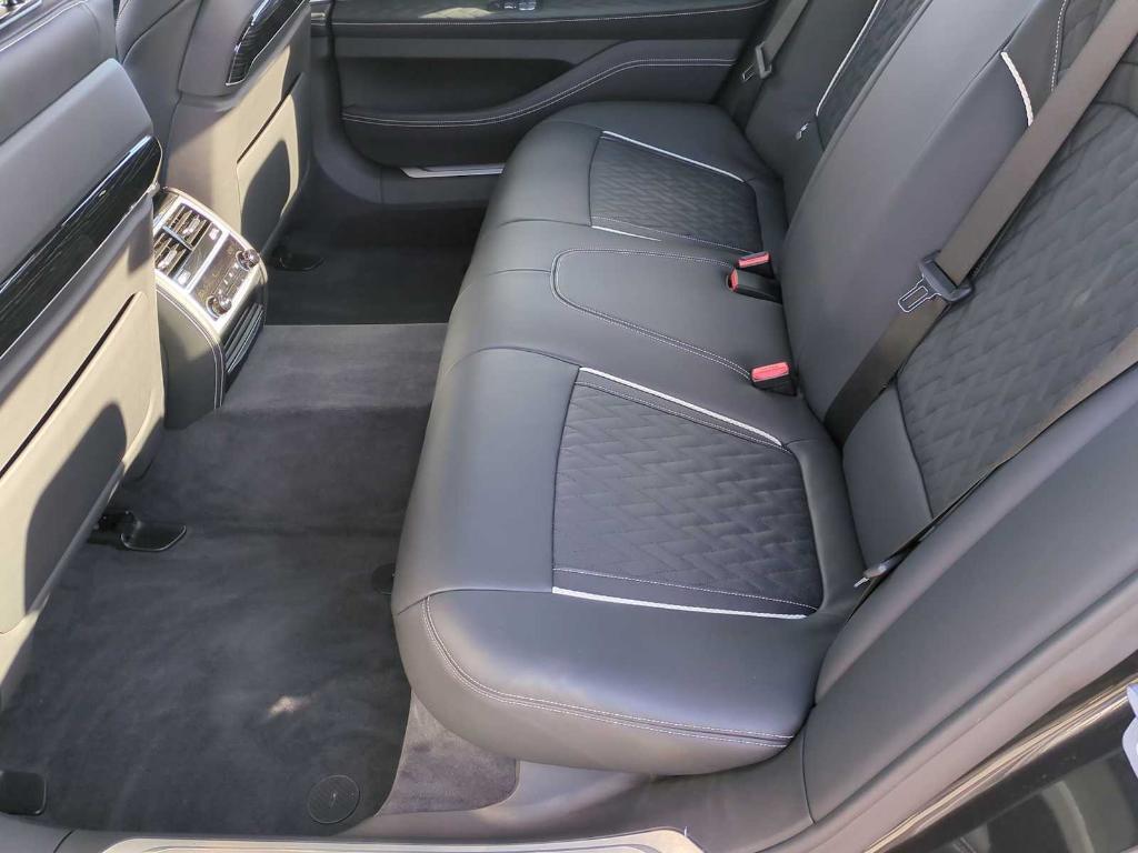 used 2022 BMW 750 car, priced at $56,295
