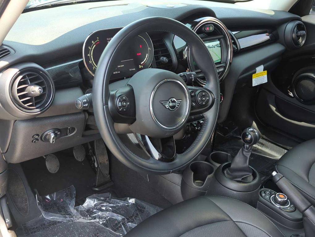 used 2021 MINI Hardtop car, priced at $19,495