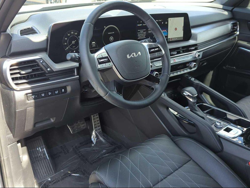 used 2024 Kia Telluride car, priced at $40,407
