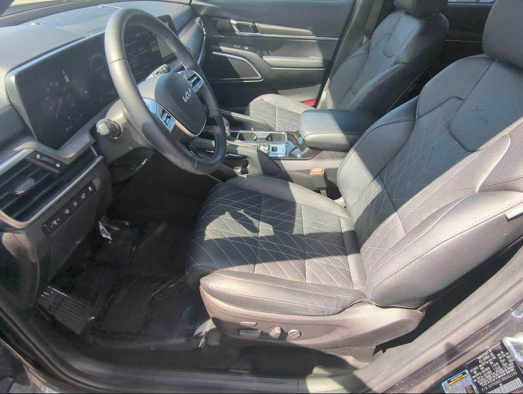 used 2024 Kia Telluride car, priced at $40,407