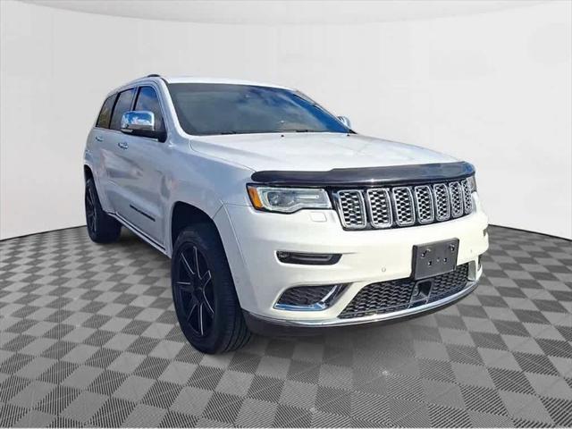 used 2017 Jeep Grand Cherokee car, priced at $20,139