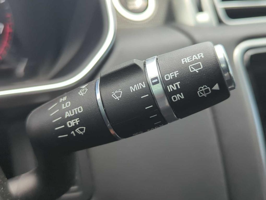 used 2021 Land Rover Range Rover car, priced at $37,495
