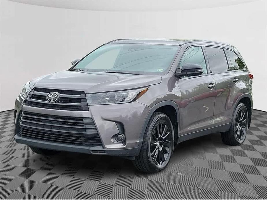 used 2019 Toyota Highlander car, priced at $25,557