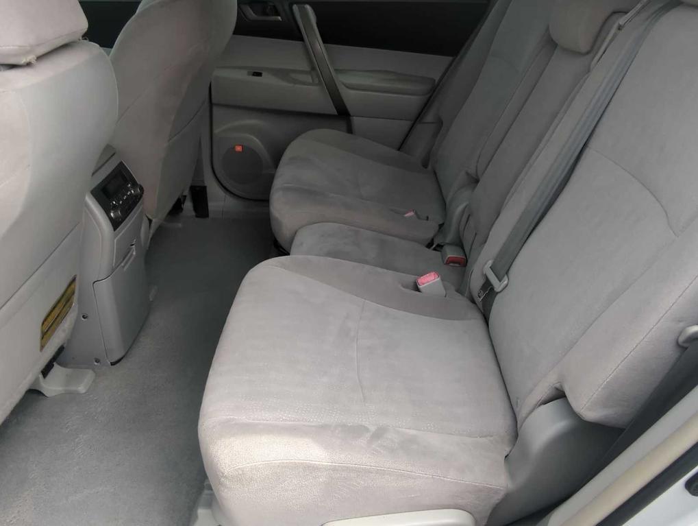 used 2008 Toyota Highlander car, priced at $6,995