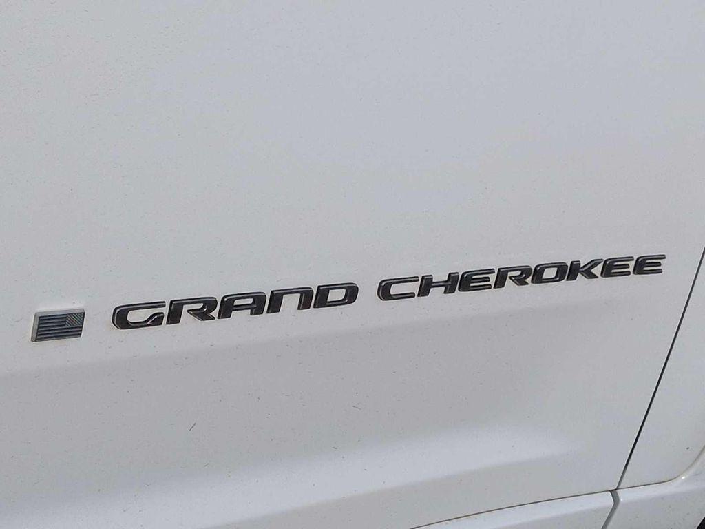 used 2023 Jeep Grand Cherokee car, priced at $37,096