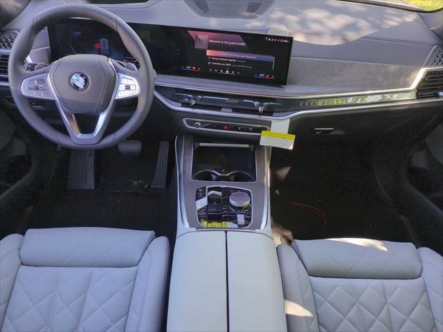 new 2025 BMW X7 car, priced at $94,005
