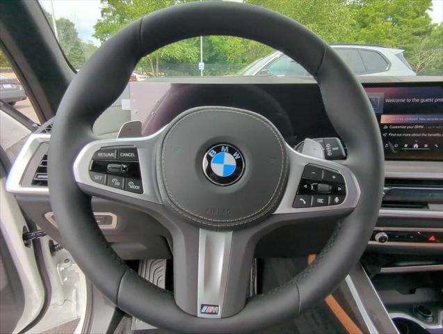 new 2026 BMW X7 car, priced at $99,375