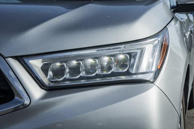 used 2018 Acura MDX car, priced at $25,388