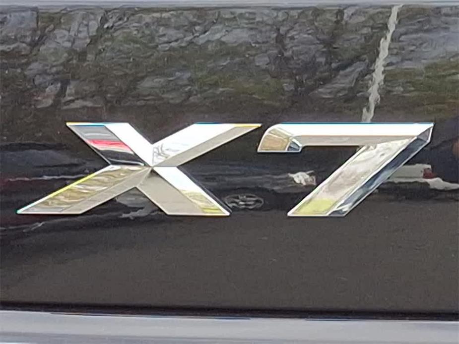 new 2025 BMW X7 car, priced at $89,705