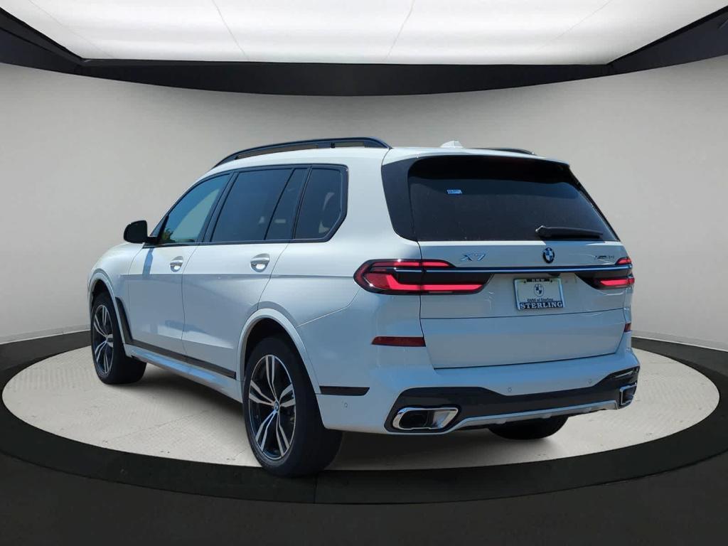 new 2025 BMW X7 car, priced at $92,410