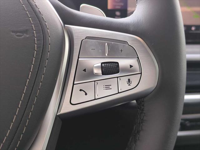 new 2025 BMW X7 car, priced at $94,010