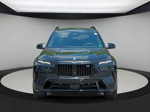 new 2026 BMW X7 car, priced at $118,680