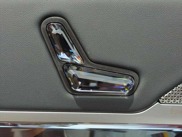 new 2025 BMW 750e car, priced at $115,575