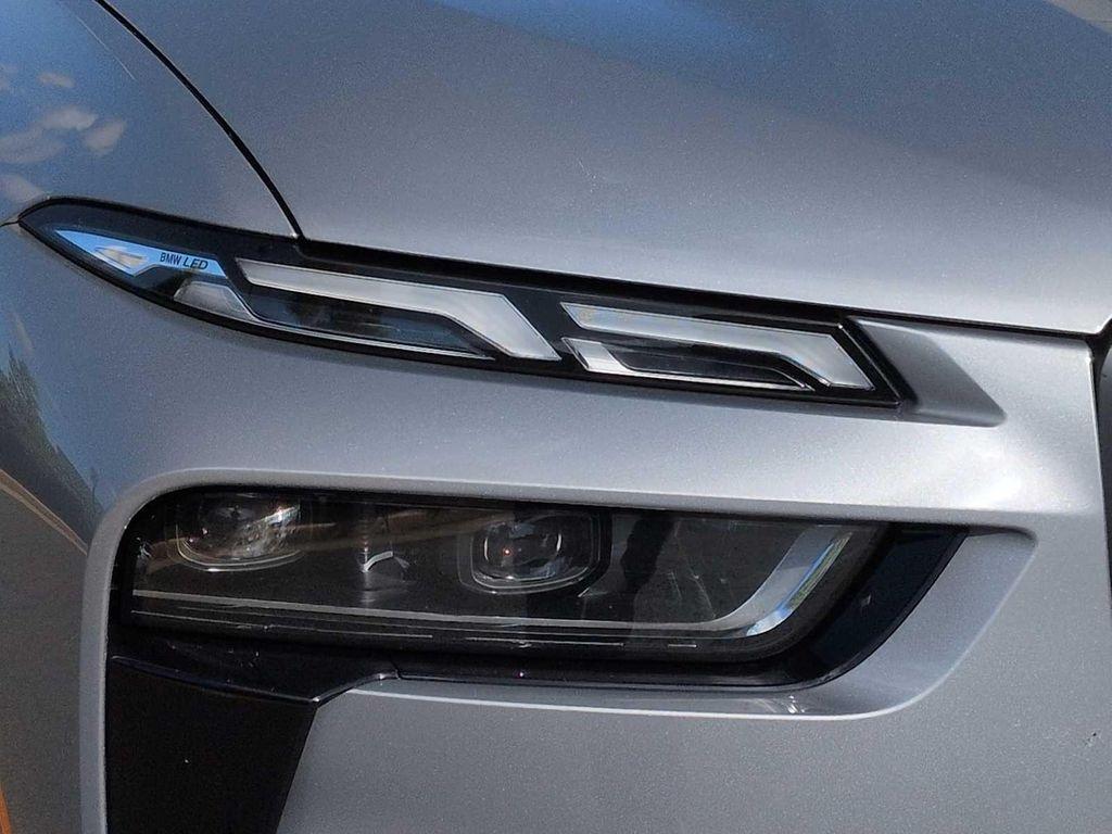 new 2026 BMW X7 car, priced at $102,830