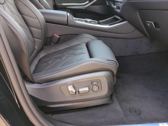 new 2025 BMW X5 PHEV car, priced at $82,830