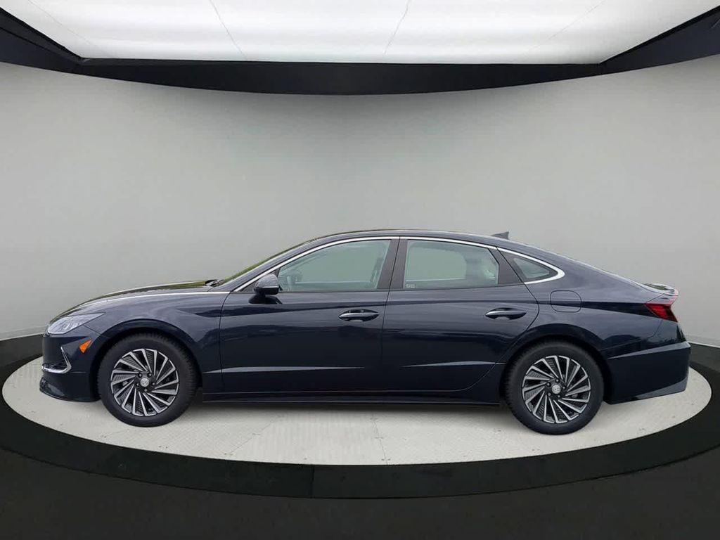 used 2022 Hyundai Sonata Hybrid car, priced at $20,449