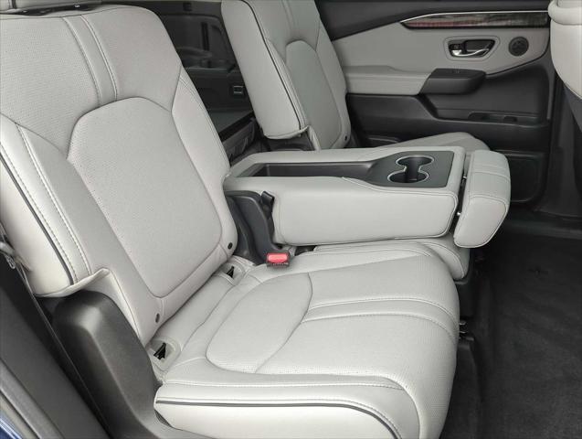 used 2025 Honda Pilot car, priced at $49,495
