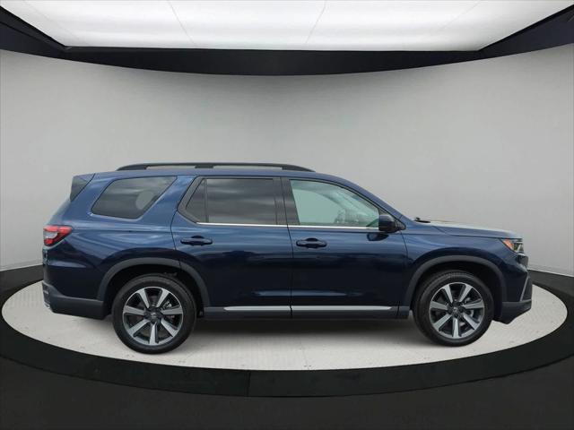 used 2025 Honda Pilot car, priced at $49,247