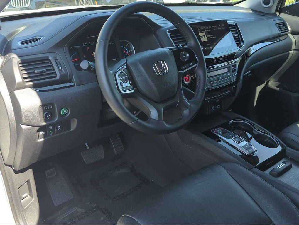 used 2020 Honda Pilot car, priced at $28,771