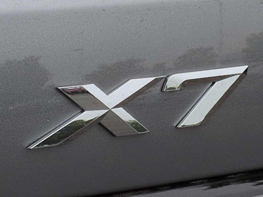 new 2026 BMW X7 car, priced at $100,480