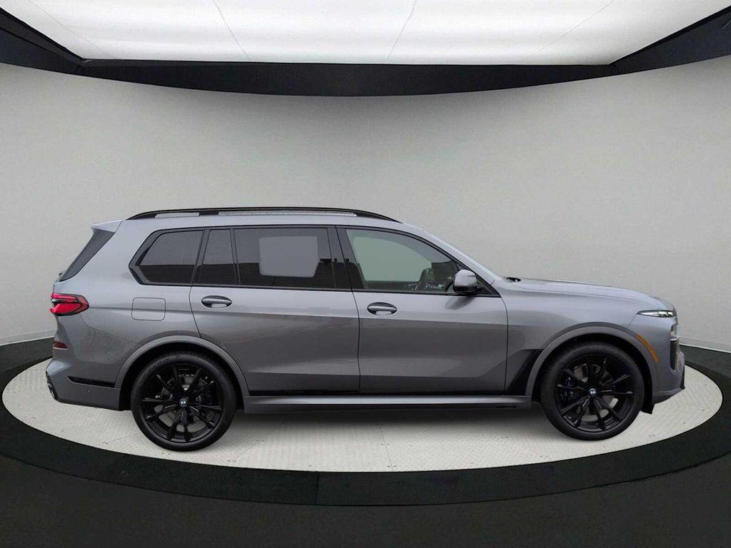 new 2026 BMW X7 car, priced at $100,480